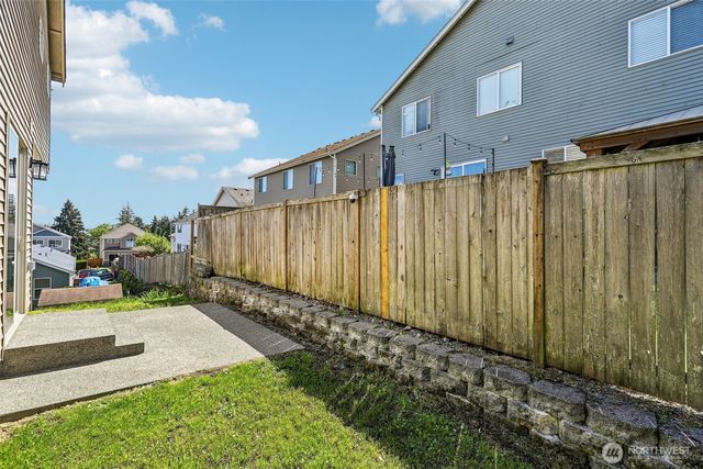 4051 E J St, Tacoma, WA 98404