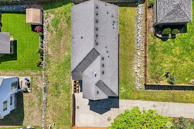 4051 E J St, Tacoma, WA 98404