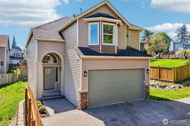 4051 E J St, Tacoma, WA 98404