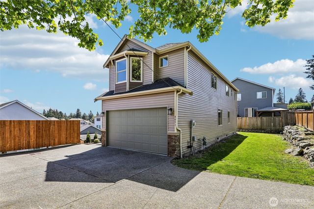 4051 E J St, Tacoma, WA 98404