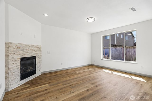 4051 E J St, Tacoma, WA 98404