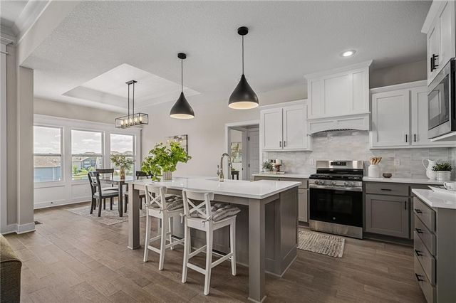 2372 W Wabash Street, Olathe, KS 66061