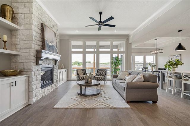 2372 W Wabash Street, Olathe, KS 66061