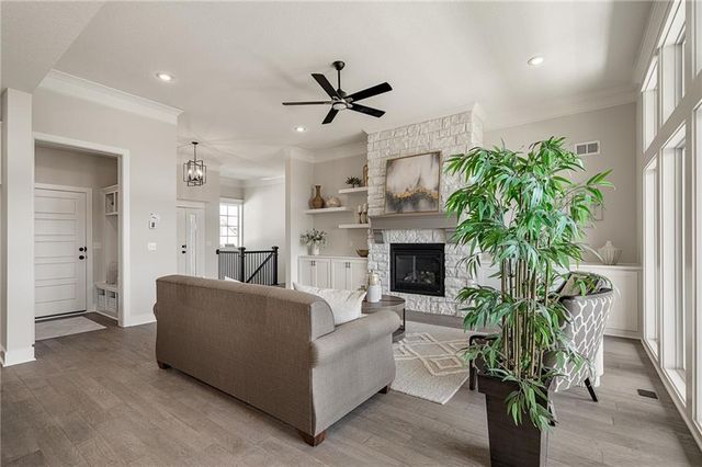 2372 W Wabash Street, Olathe, KS 66061