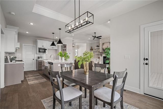 2372 W Wabash Street, Olathe, KS 66061