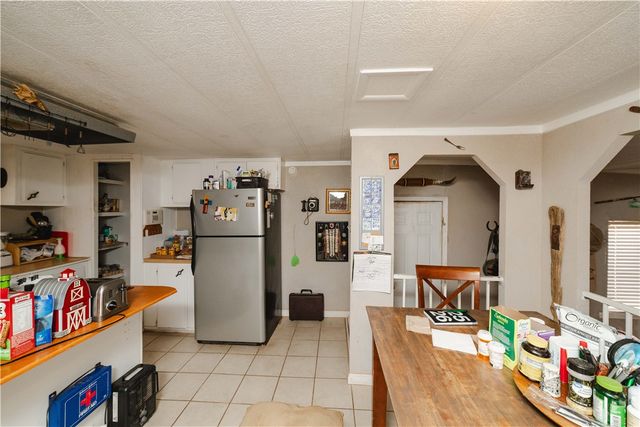 6916 W Agua Fria Drive, Golden Valley, AZ 86413