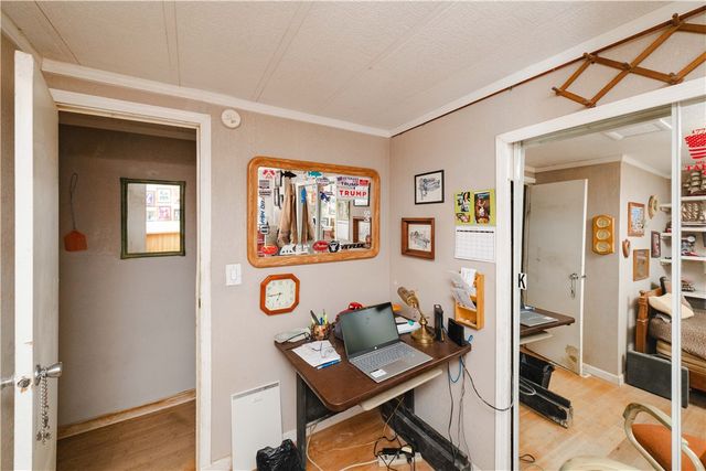 6916 W Agua Fria Drive, Golden Valley, AZ 86413