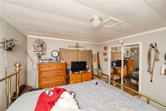 6916 W Agua Fria Drive, Golden Valley, AZ 86413