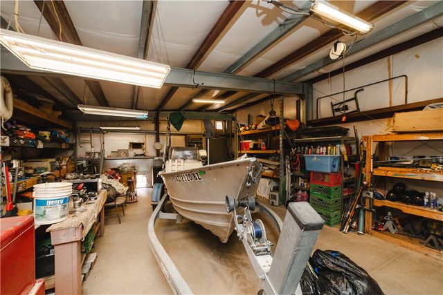 6916 W Agua Fria Drive, Golden Valley, AZ 86413