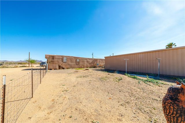 6916 W Agua Fria Drive, Golden Valley, AZ 86413