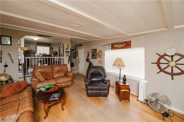 6916 W Agua Fria Drive, Golden Valley, AZ 86413