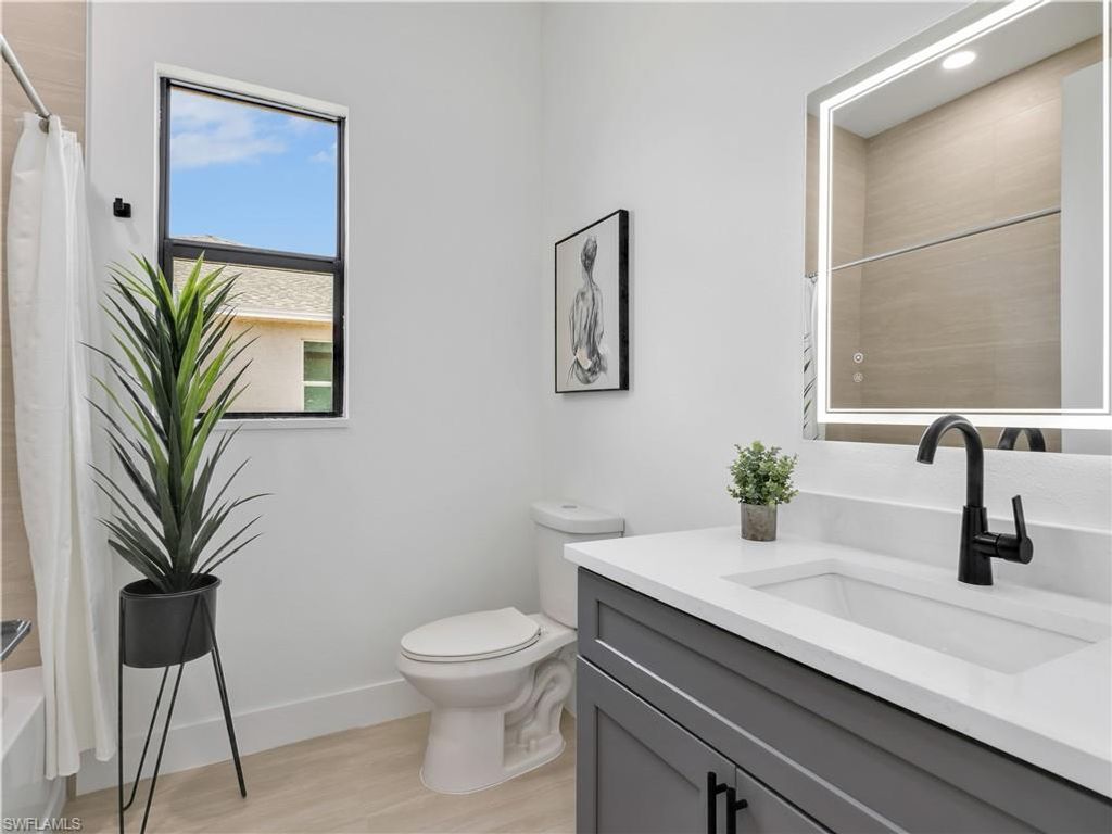 Image 28 of property listing at 1310 11th TER, Cape Coral, FL 33993