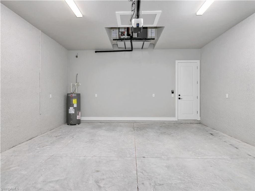 Image 31 of property listing at 1310 11th TER, Cape Coral, FL 33993