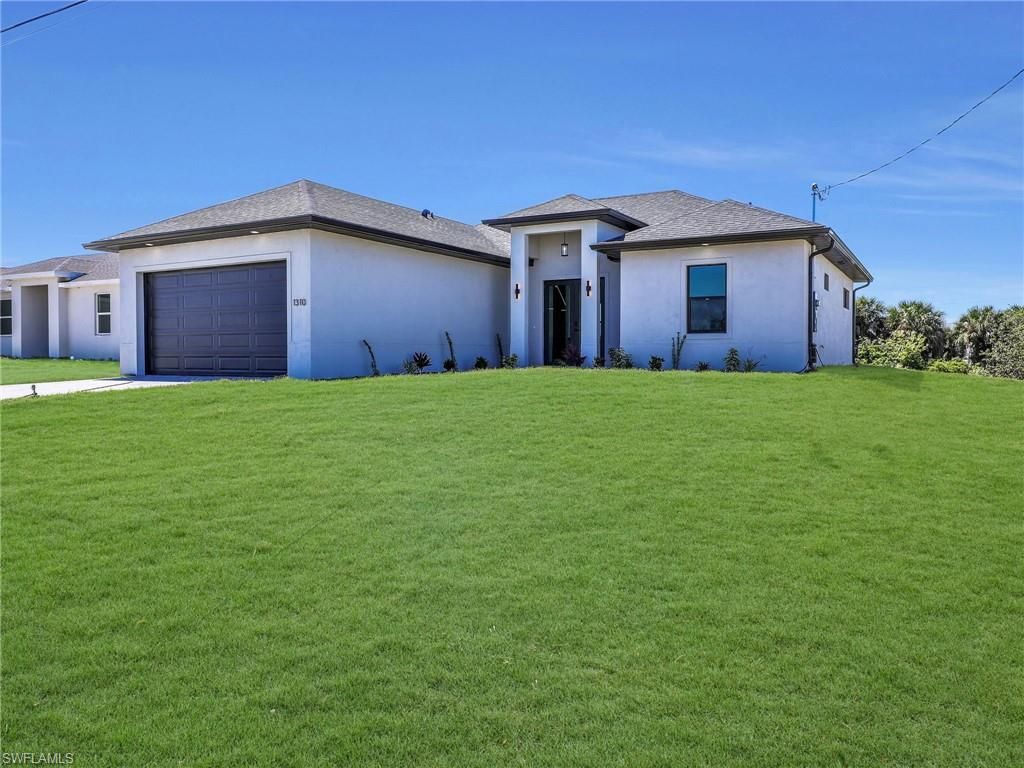 Image 5 of property listing at 1310 11th TER, Cape Coral, FL 33993