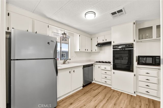 1251 E Lugonia, Redlands, CA 92374