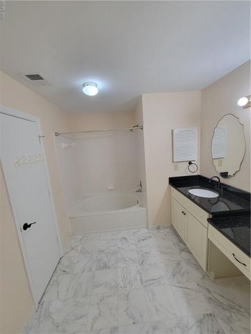 2316 Andre CT, Virginia Beach, VA 23456