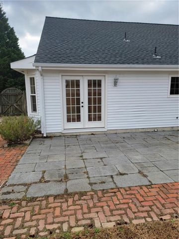 2316 Andre CT, Virginia Beach, VA 23456