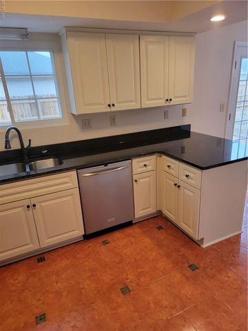 2316 Andre CT, Virginia Beach, VA 23456