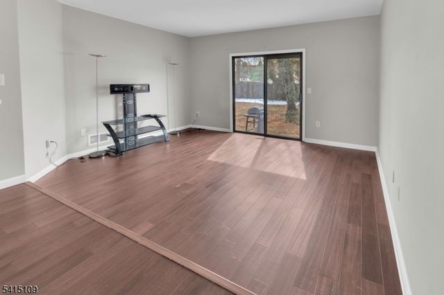 17 Loeser Ave D, Somerville Boro, NJ 08876