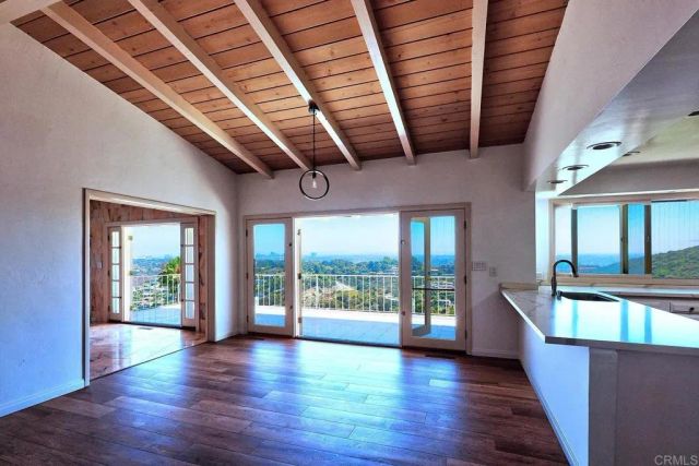 7311 Rue Michael, La Jolla, CA 92037