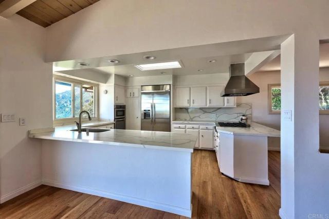 7311 Rue Michael, La Jolla, CA 92037