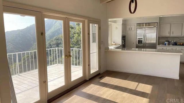 7311 Rue Michael, La Jolla, CA 92037