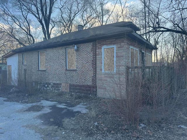 1105 W 15th Avenue, Gary, IN 46407