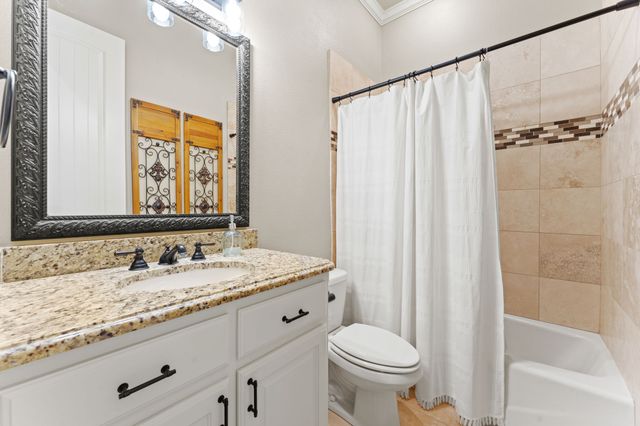 406 Wyndemere Boulevard, Heath, TX 75032