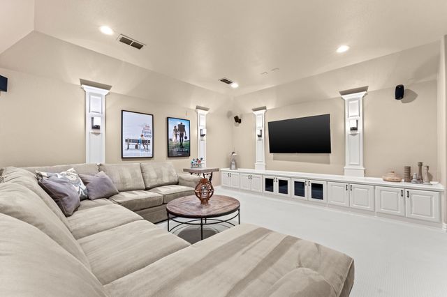 406 Wyndemere Boulevard, Heath, TX 75032