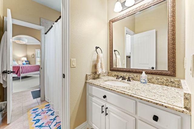 406 Wyndemere Boulevard, Heath, TX 75032