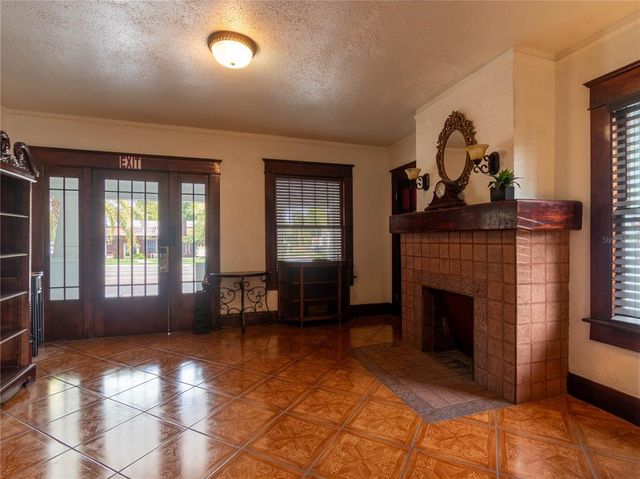 5409 N FLORIDA AVENUE, Tampa, FL 33604