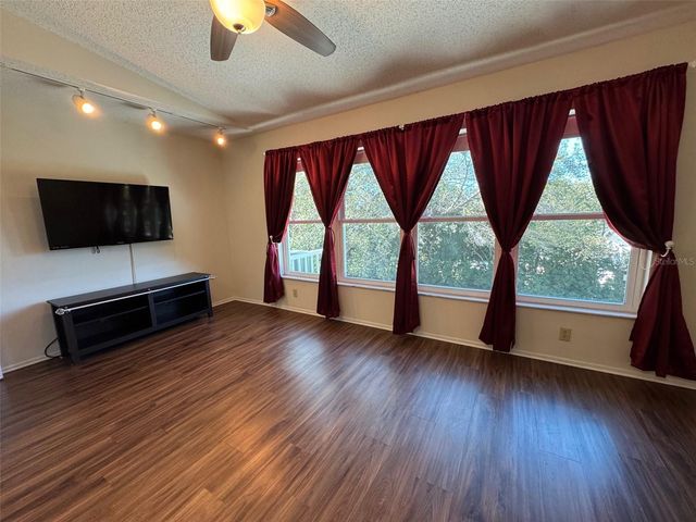 2220 SWEDISH DRIVE 56, Clearwater, FL 33763