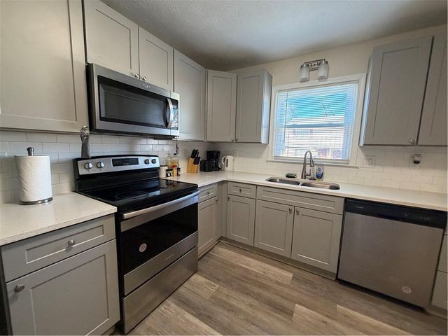 956 Six Oaks Circle B, Norcross, GA 30093