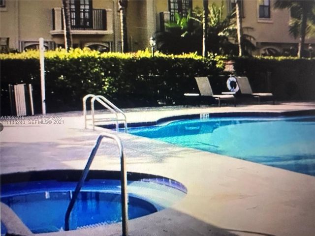 10328 NW 31st Terrace, Doral, FL 33172