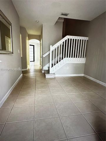 10328 NW 31st Terrace, Doral, FL 33172