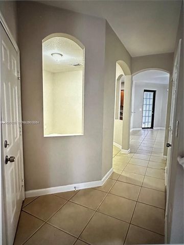 10328 NW 31st Terrace, Doral, FL 33172