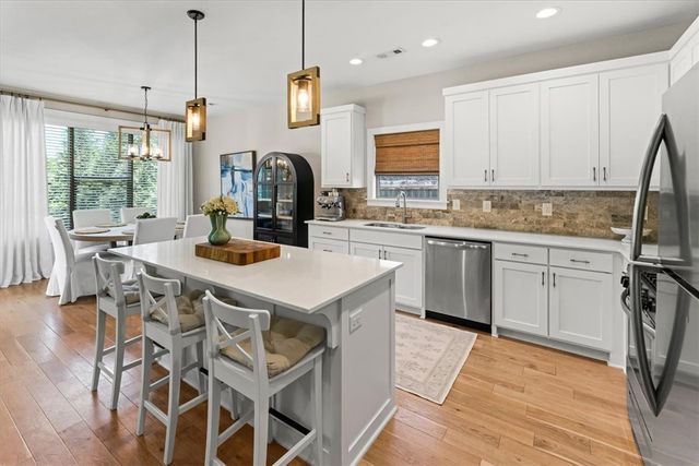 2647 S Cobalt Avenue, Fayetteville, AR 72701
