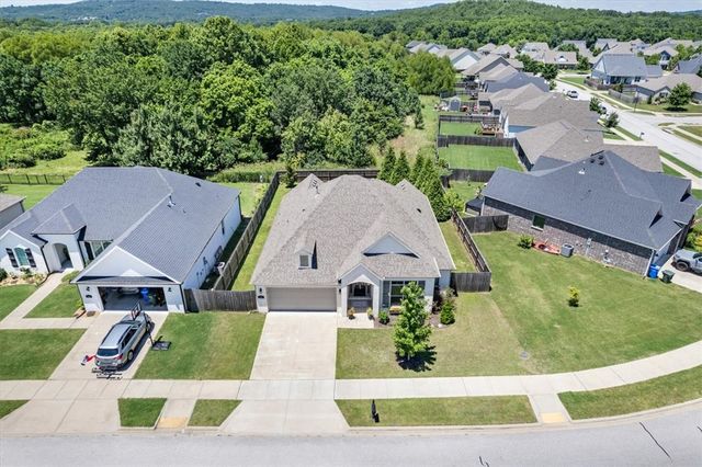2647 S Cobalt Avenue, Fayetteville, AR 72701