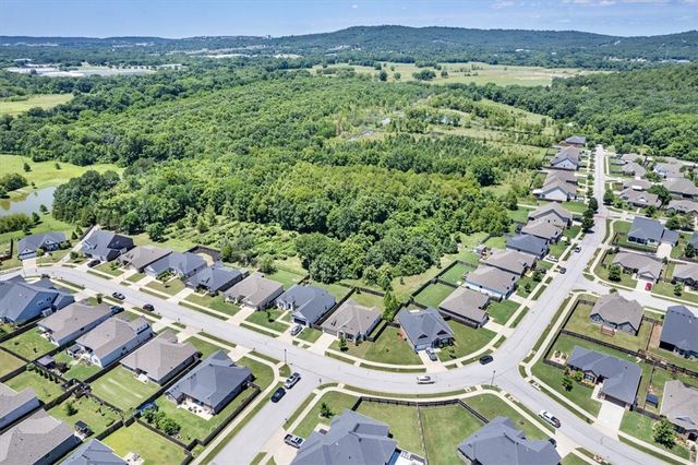 2647 S Cobalt Avenue, Fayetteville, AR 72701