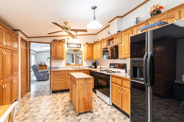 17 Constitution Way, Dover, NH 03820