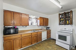 14 E MAIN ST, Goshen, UT 84633