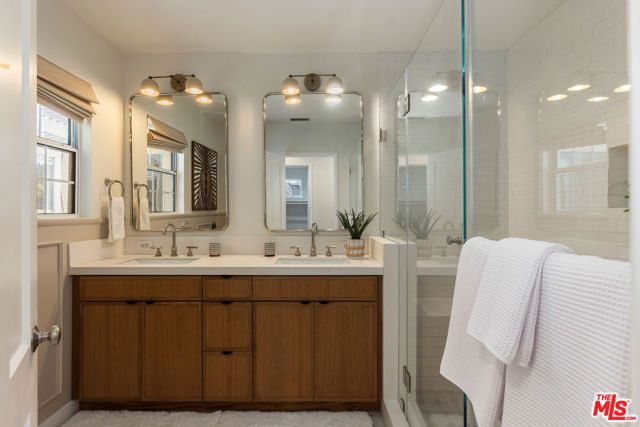 3544 Gardenia Avenue, Long Beach, CA 90807