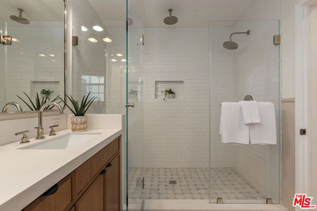 3544 Gardenia Avenue, Long Beach, CA 90807