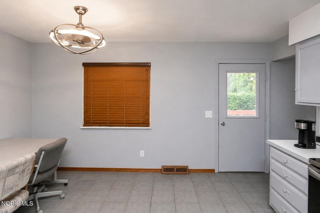 5715 Sloan Road, Toledo, OH 43615