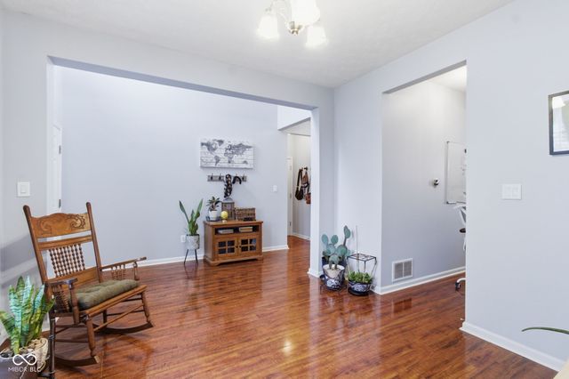 1523 Tuscany Drive, Greenwood, IN 46143