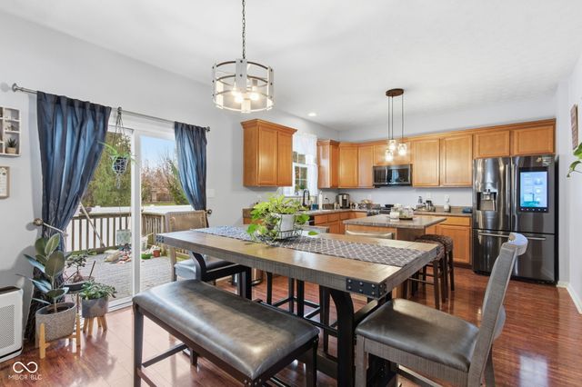 1523 Tuscany Drive, Greenwood, IN 46143