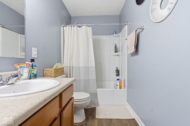 1523 Tuscany Drive, Greenwood, IN 46143