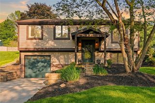 447 Partridge Run Rd, West Deer, PA 15044
