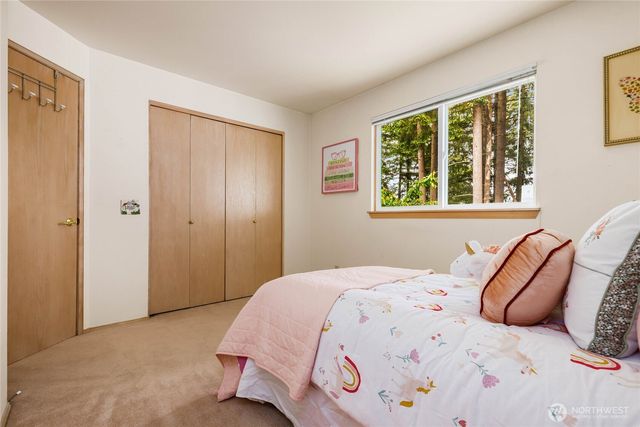 34504 8th Avenue SW, Federal Way, WA 98023