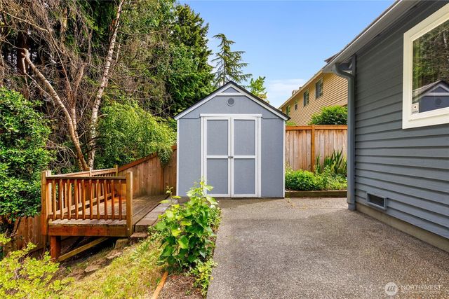 34504 8th Avenue SW, Federal Way, WA 98023